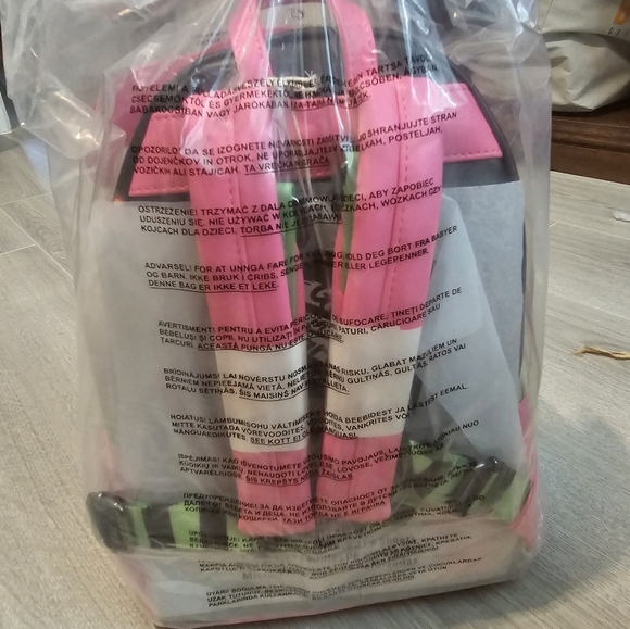 Limited Edition Pop and Loungefly PINK Oogie Boogie Bag And  display picture 1